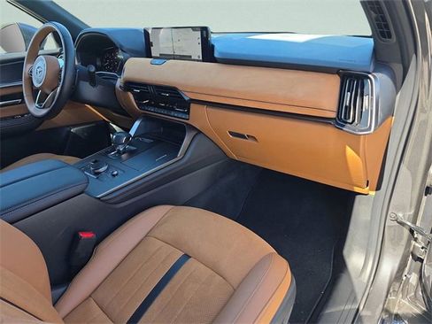 Used 2024 MAZDA CX-90 3.3 Turbo S w/ Premium Plus image 17