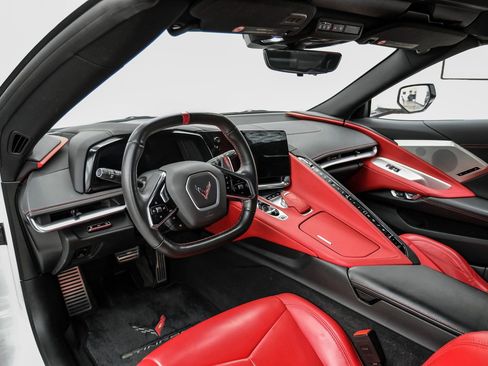 Used 2021 Chevrolet Corvette Stingray Preferred Cpe w/ Z51 Performance Package image 10