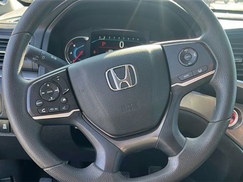 Used 2019 Honda Pilot LX image 29