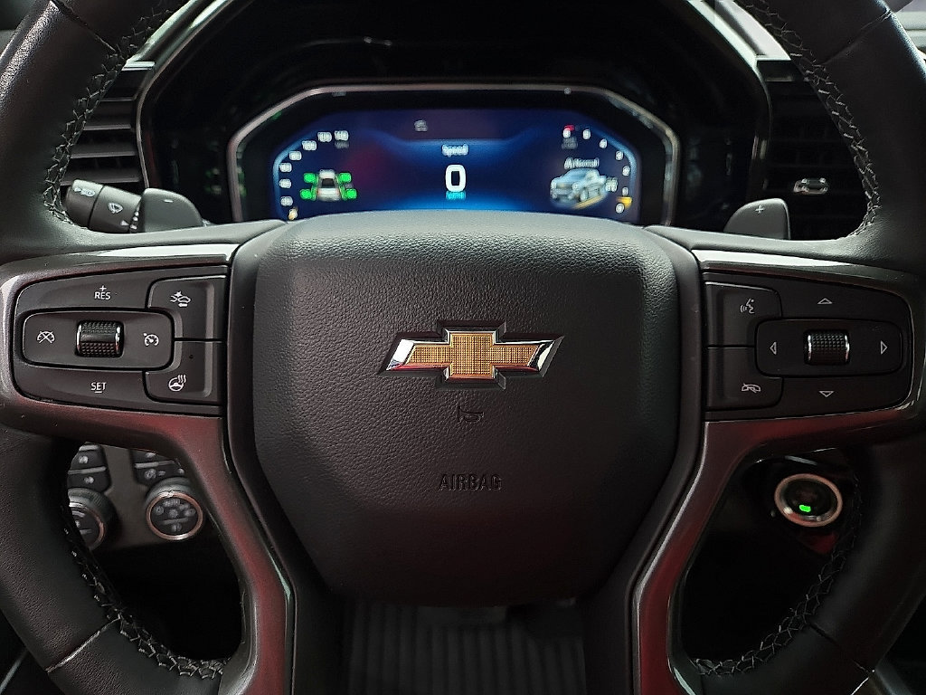 Used 2023 Chevrolet Silverado 1500 High Country w/ Technology Package AWD/4WD image 19