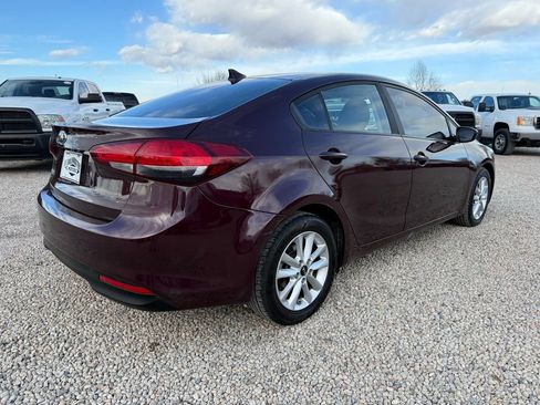 Used 2017 Kia Forte LX w/ LX Popular Package image 11