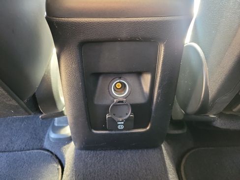 Used 2017 Dodge Journey GT FWD image 10