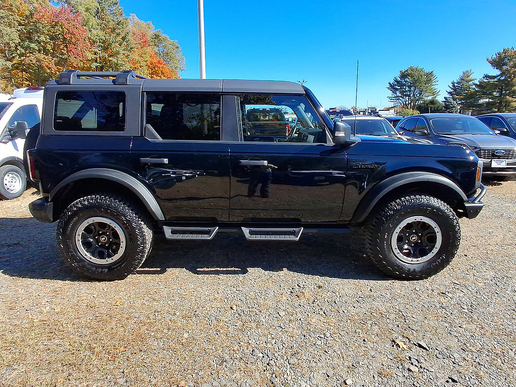 Certified 2024 Ford Bronco Badlands AWD/4WD image 9