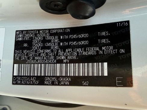 Used 2016 Toyota 4Runner Limited image 21