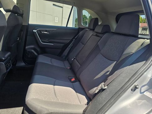 Certified 2022 Toyota RAV4 XLE w/ Convenience Package AWD/4WD image 16