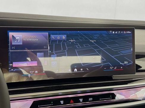 Used 2026 BMW i7 xDrive60 image 15