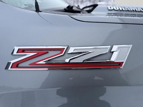 Used 2023 Chevrolet Silverado 1500 RST w/ Z71 Off-Road Package image 10