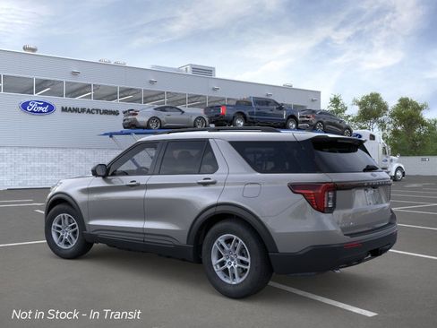 New 2026 Ford Explorer Active AWD/4WD image 4