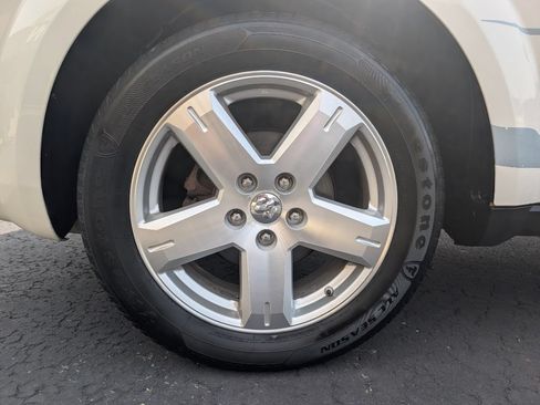 Used 2009 Dodge Journey SXT w/ Convenience Group I AWD/4WD image 6