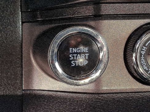 Used 2019 Toyota Tacoma TRD Sport image 23