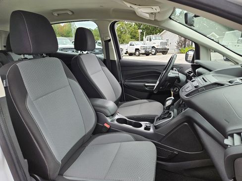 Used 2017 Ford C-MAX SE image 30