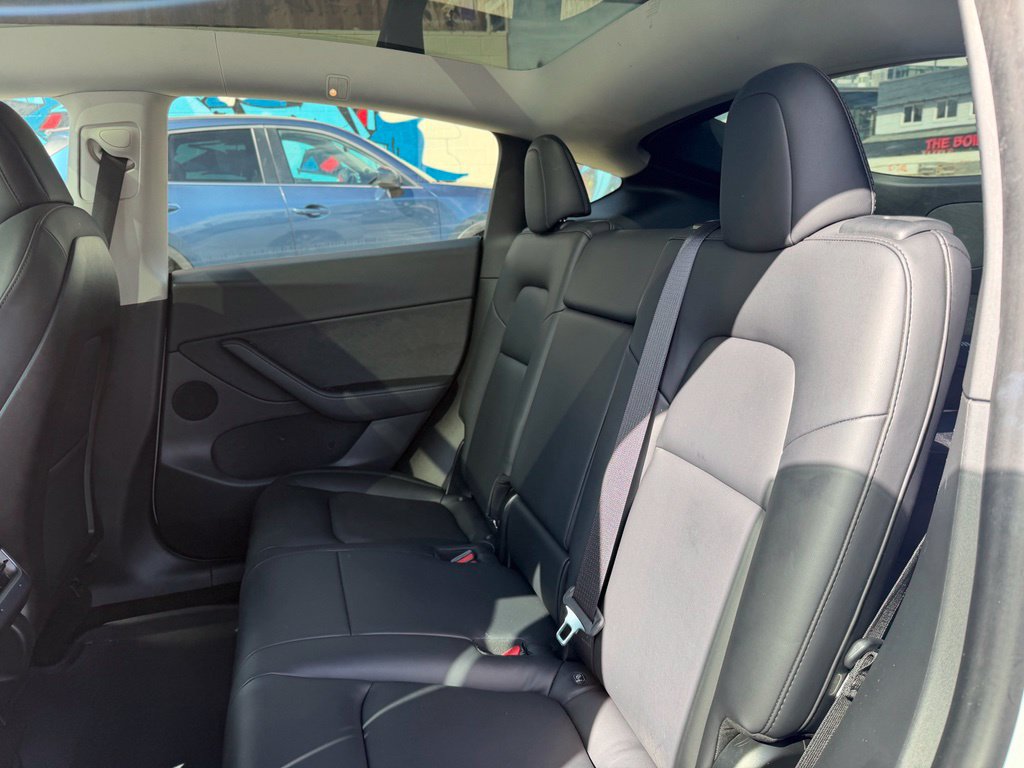 Used 2020 Tesla Model Y Long Range AWD/4WD image 13