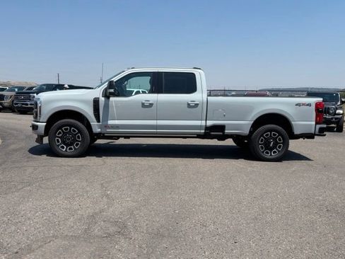 New 2026 Ford F350 Platinum w/ Snow Plow Prep Package AWD/4WD image 2