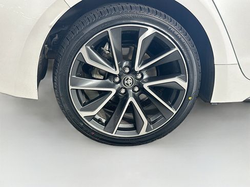 Used 2022 Toyota Corolla SE FWD image 11