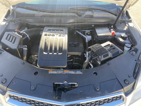 Used 2014 Chevrolet Equinox LTZ image 22