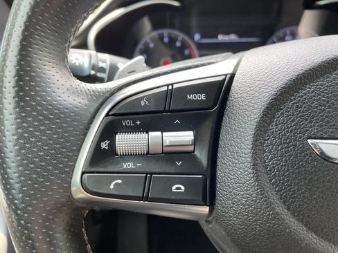 Used 2020 Genesis G70 2.0T RWD image 20