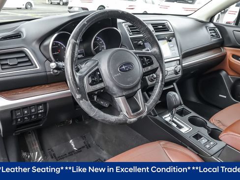 Used 2017 Subaru Outback 3.6R Touring AWD/4WD image 5