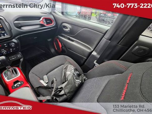 Used 2021 Jeep Renegade Trailhawk w/ Sun & Sound Group image 11