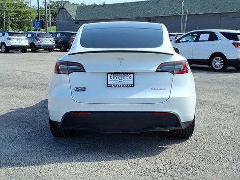 Used 2021 Tesla Model Y Performance AWD/4WD image 6