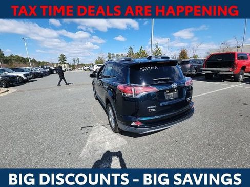 Used 2018 Toyota RAV4 Limited w/ Advanced Technology Package image 11