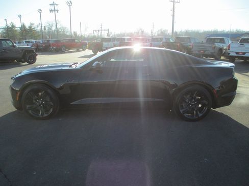 Certified 2022 Chevrolet Camaro LT w/ RS Package image 8
