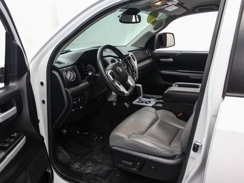 Used 2021 Toyota Tundra SR5 w/ SR5 Leather Package AWD/4WD image 19