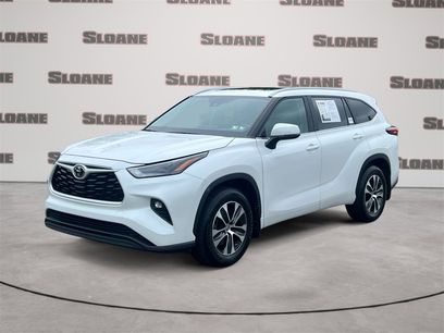 Used 2023 Toyota Highlander XLE