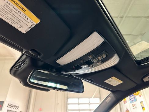 Used 2014 Mercedes-Benz E 350 Sedan image 30