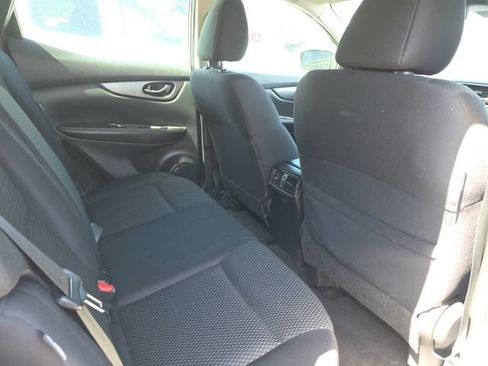 Used 2021 Nissan Rogue Sport S FWD image 11