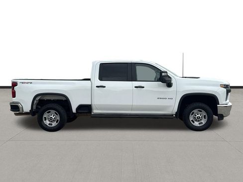 Used 2023 Chevrolet Silverado 2500 W/T w/ WT Convenience Package AWD/4WD image 4