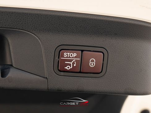 Used 2019 Mercedes-Benz GLC 300 4MATIC Coupe image 46