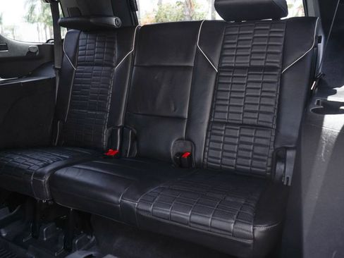 Used 2022 Cadillac Escalade Sport Platinum w/ LPO, ONYX Package AWD/4WD image 47