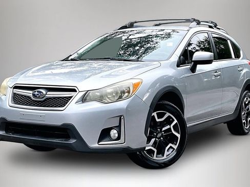 Used 2017 Subaru Crosstrek 2.0i Premium AWD/4WD image 1
