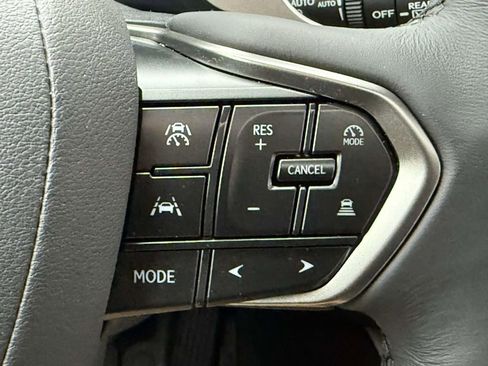 Used 2023 Lexus RX 350 Premium image 23