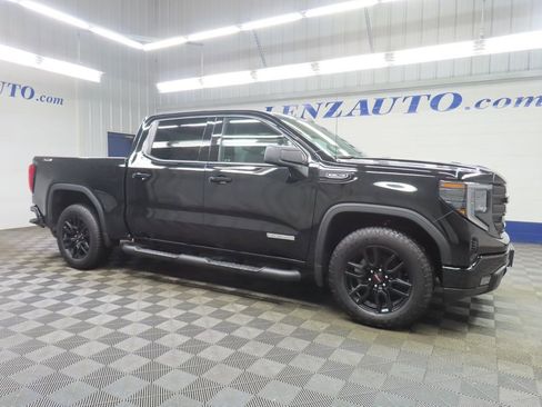 Used 2025 GMC Sierra 1500 Elevation AWD/4WD image 3