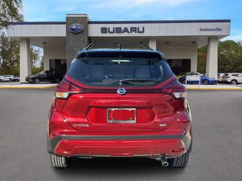 Used 2021 Nissan Kicks SR w/ SR Premium Package FWD image 5