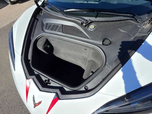 Used 2025 Chevrolet Corvette Stingray Coupe w/ 1LT image 4