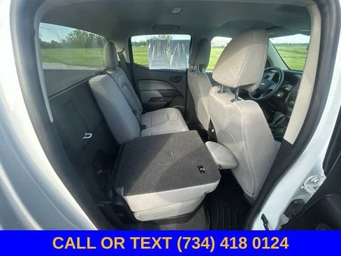 Used 2021 Chevrolet Colorado W/T AWD/4WD image 30
