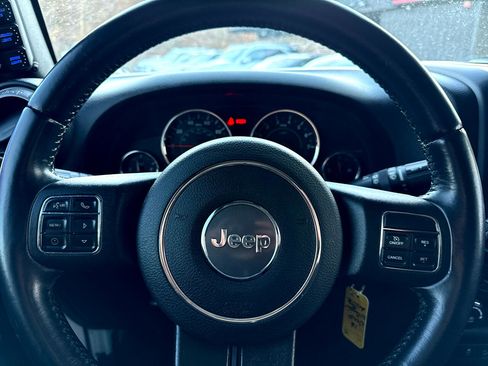 Used 2016 Jeep Wrangler Unlimited Sport w/ Quick Order Package 24S image 30