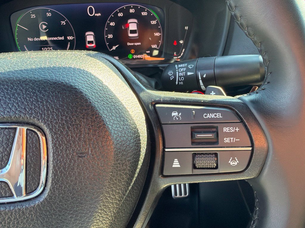 Used 2025 Honda Accord Sport image 5