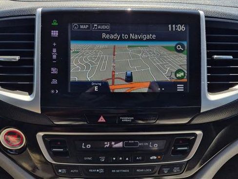 Used 2016 Honda Pilot Touring image 20