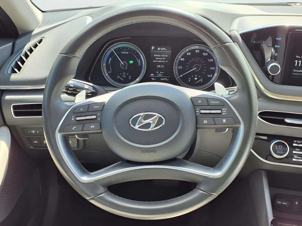 Used 2023 Hyundai Sonata SEL w/ Cargo Package FWD image 19
