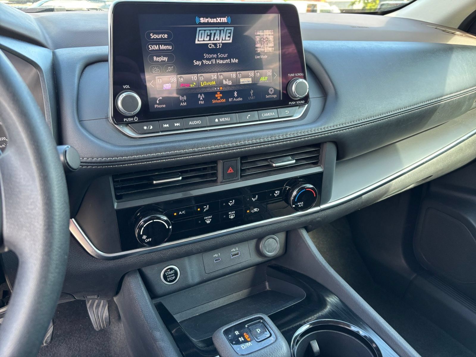Used 2023 Nissan Rogue S AWD/4WD image 16