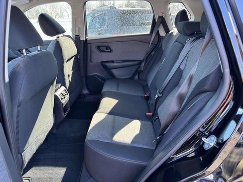 Used 2022 Nissan Rogue S AWD/4WD image 12