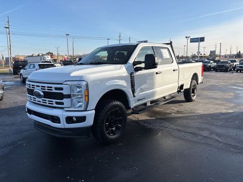 Used 2023 Ford F350 XLT image 20