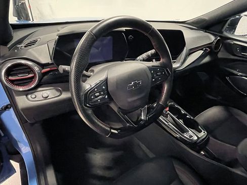 Used 2024 Chevrolet Trax RS w/ Sunroof Package image 20