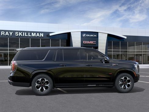 New 2026 GMC Yukon XL AT4 w/ AT4 Premium Plus Package AWD/4WD image 5