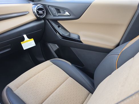 New 2027 Chevrolet Equinox ACTIV w/ Convenience Package III FWD image 22