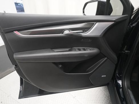 Used 2021 Cadillac XT5 Sportv AWD/4WD image 29