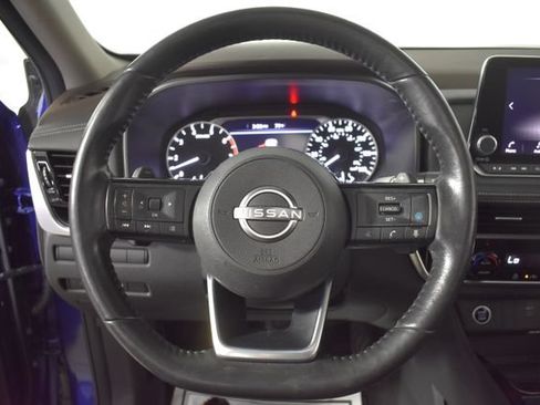 Used 2022 Nissan Rogue SV w/ SV Premium Package AWD/4WD image 15